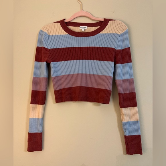 Love, Fire 2-piece sweater set - Picture 2 of 7